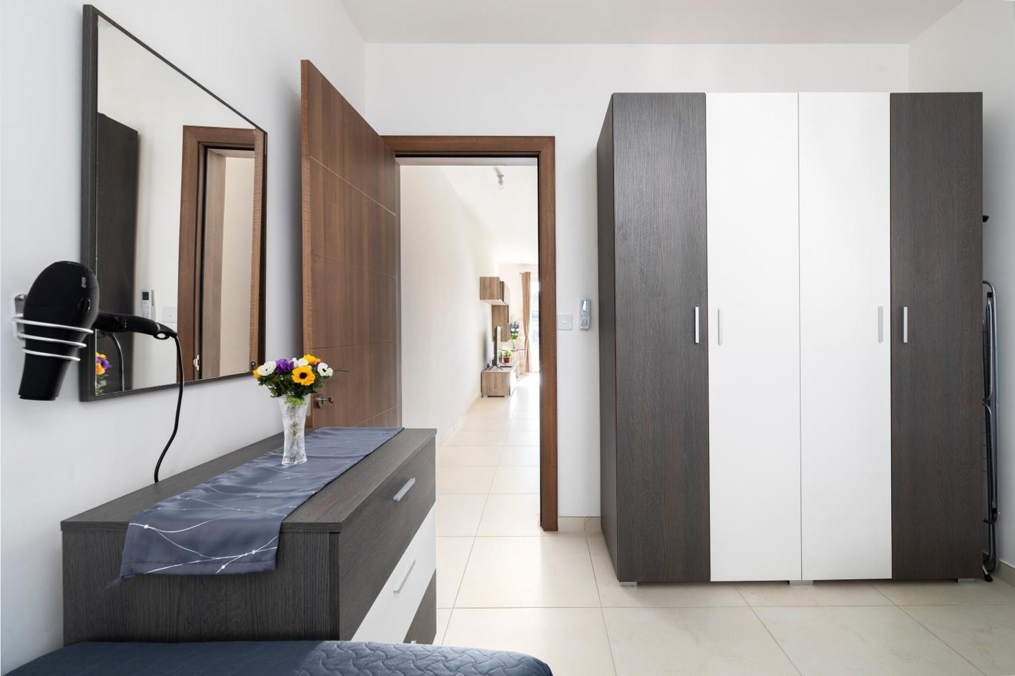 Modern & Spacious 2Br Apartment With Country Views - Close To Xemxija Bay St. Paul's Bay Exterior foto